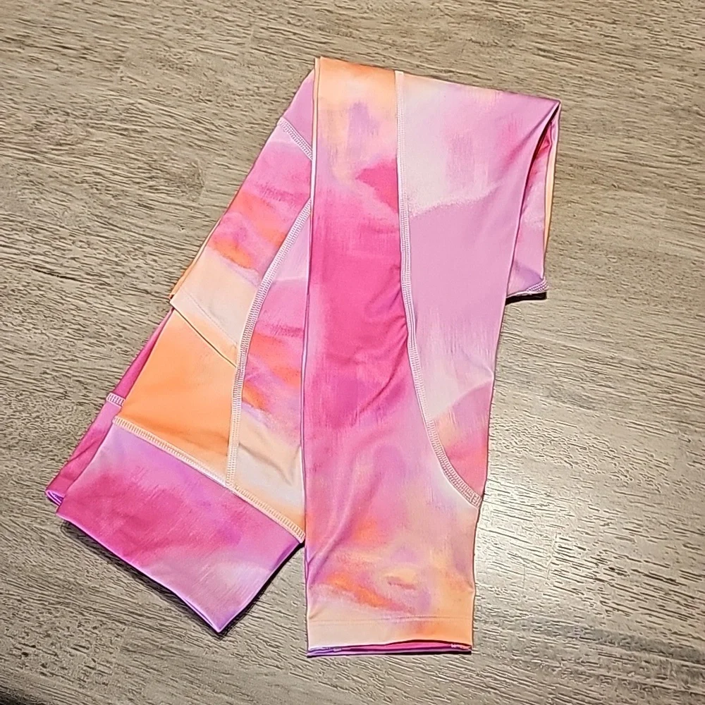 Adore Me Lotus Crossover High Rise 7/8 Leggings size Small - Picture 9 of 9